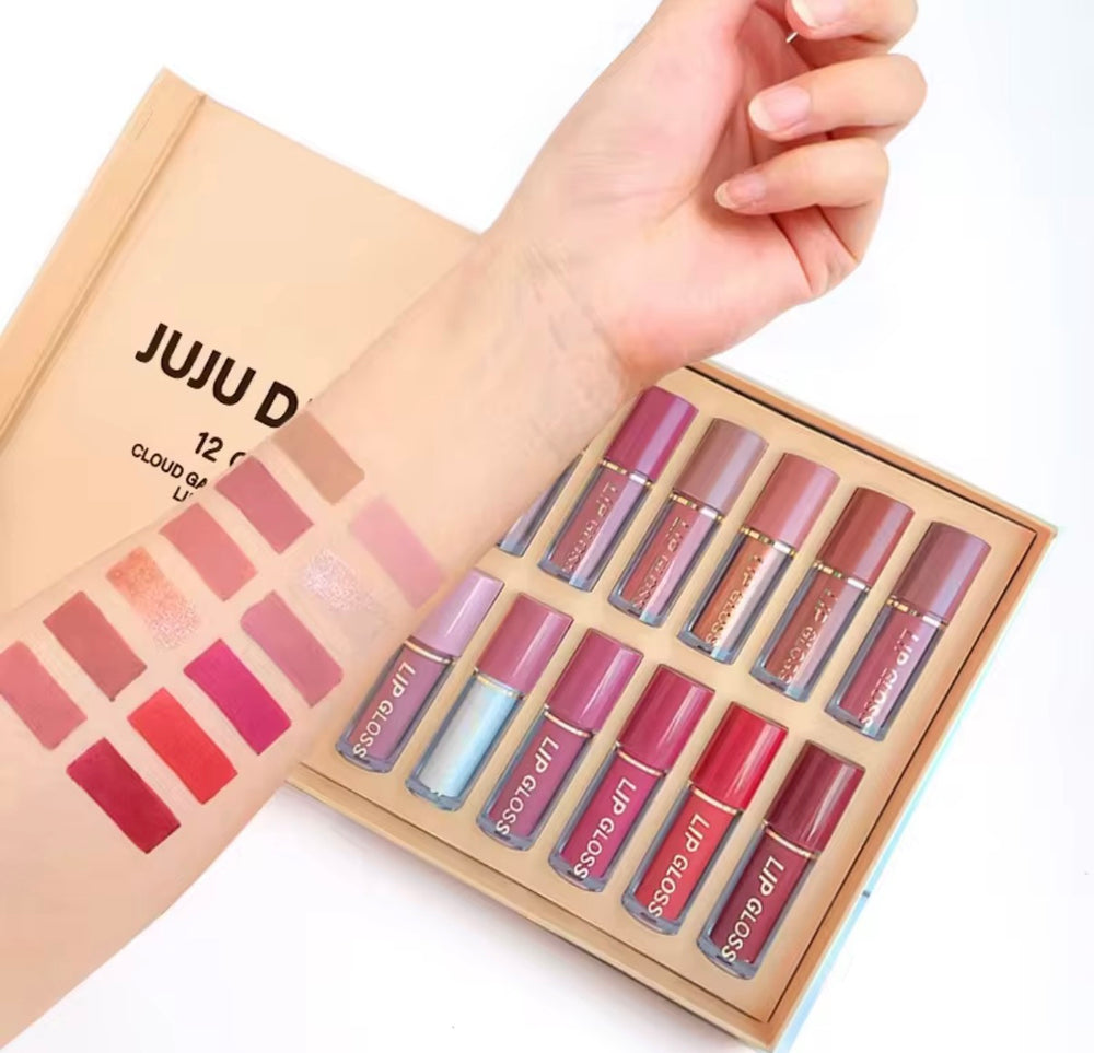 Nude lipstick tinten swatches op de arm